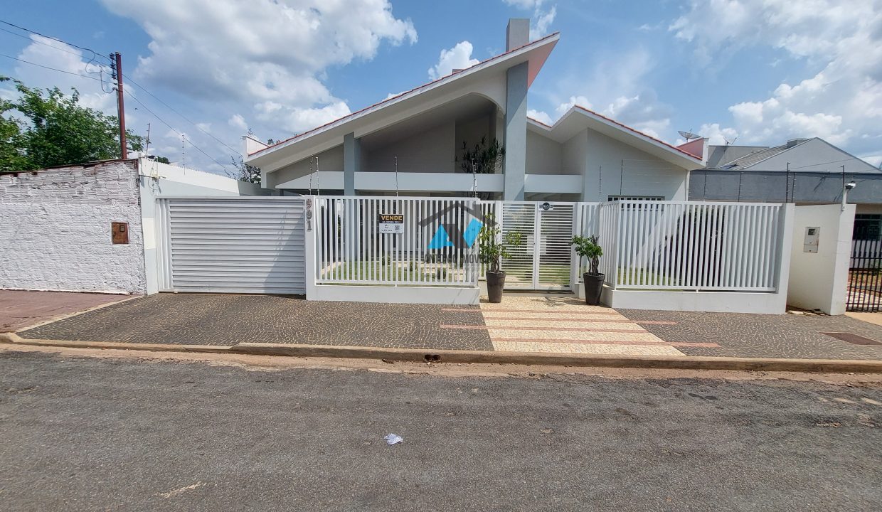 Vende-se Casa Jardim Riva Primavera do Leste MT Imobiliaria Antonio Imoveis. Cod. 22020241016_132548