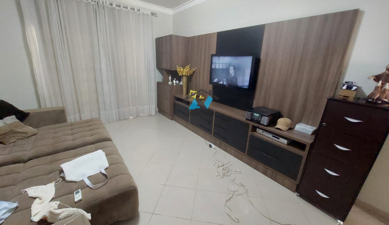 Vende-se Casa Jardim Riva Primavera do Leste MT Imobiliaria Antonio Imoveis. Cod. 22020241016_133048